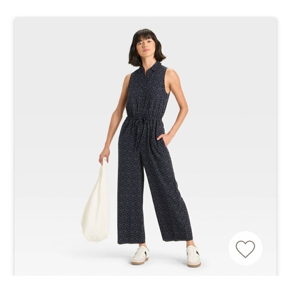 Universal Thread Women's Size 14 Sleeveless Button Front Jumpsuit Navy Linen